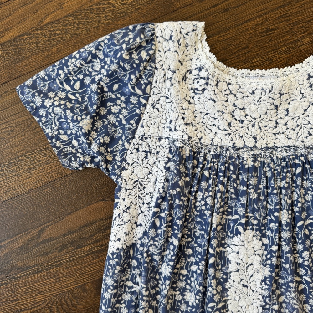 NEW Mi Golondrina Liliana Azul Dainty Blue Floral Specialty Blouse Top sz Small - Picture 5 of 6